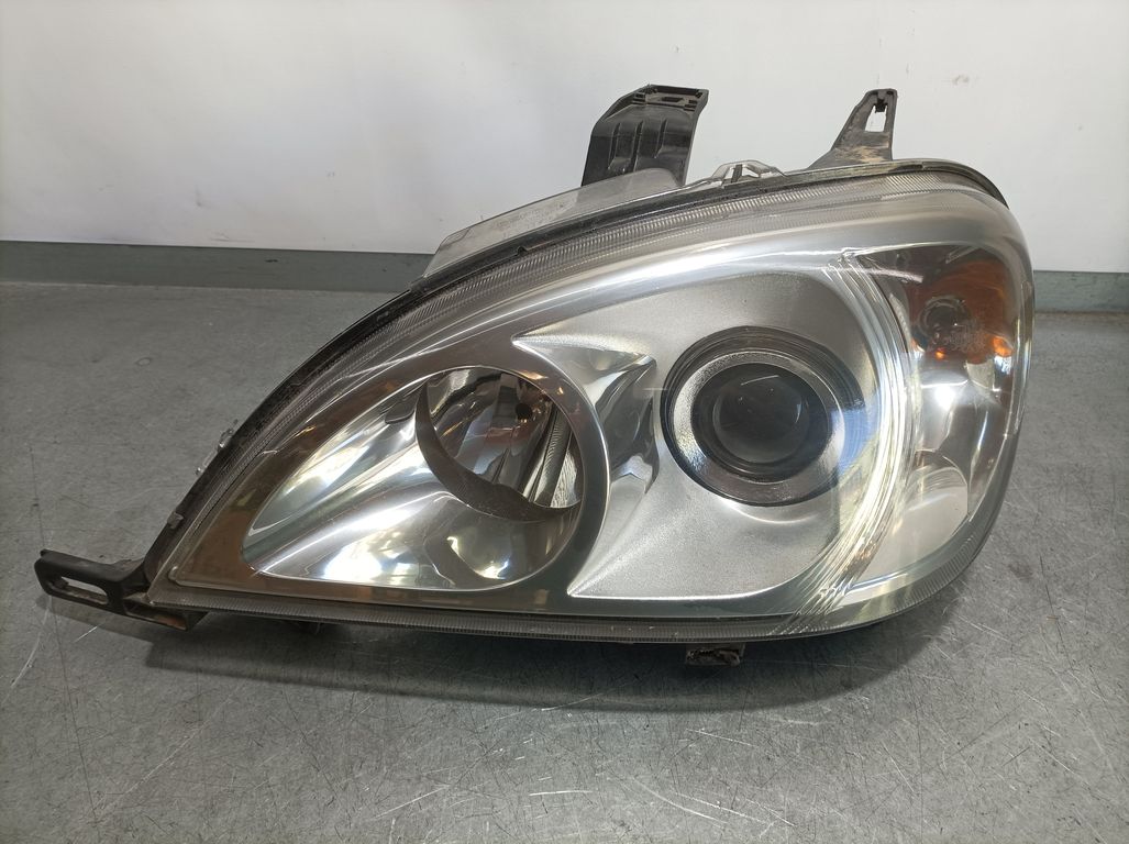 Faro Izquierdo para Mercedes-Benz Clase M (W163)