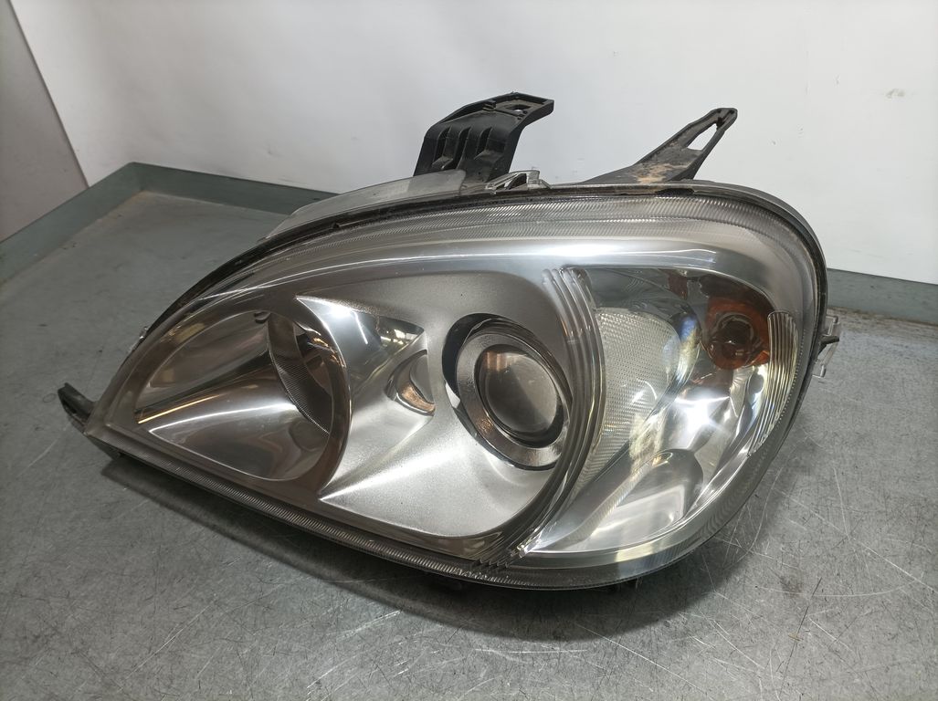 Faro Izquierdo para Mercedes-Benz Clase M (W163)