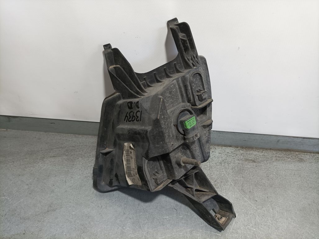 Faro Antiniebla Derecho para Peugeot 407 Sw