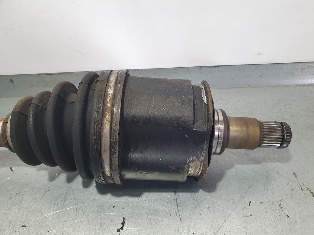 Transmision Delantera Derecha para Toyota Land Cruiser (J9)