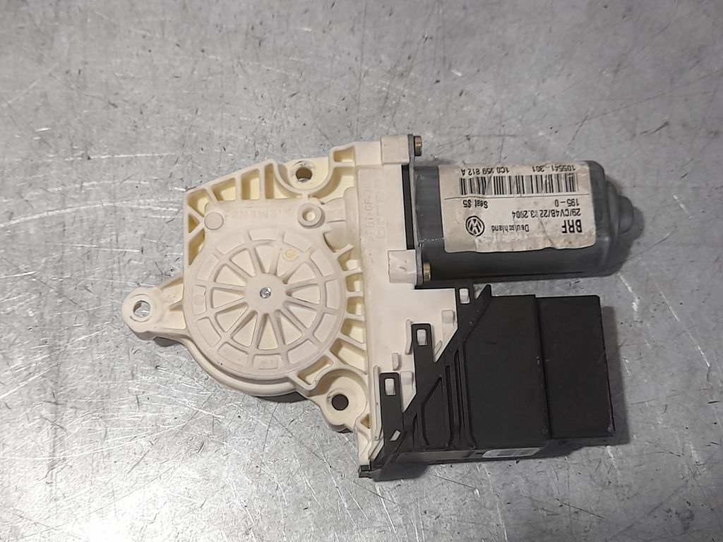 Motor Elevalunas Trasero Derecho para Seat Leon (1M1)