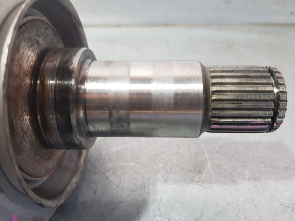 Transmision Trasera Derecha para Mercedes-Benz Clase C (W204) Lim.