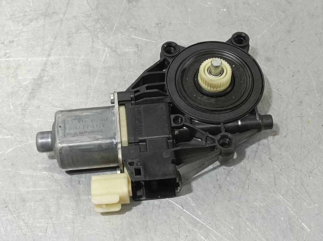 Motor Elevalunas Delantero Derecho para Ford Fiesta (Cb1)
