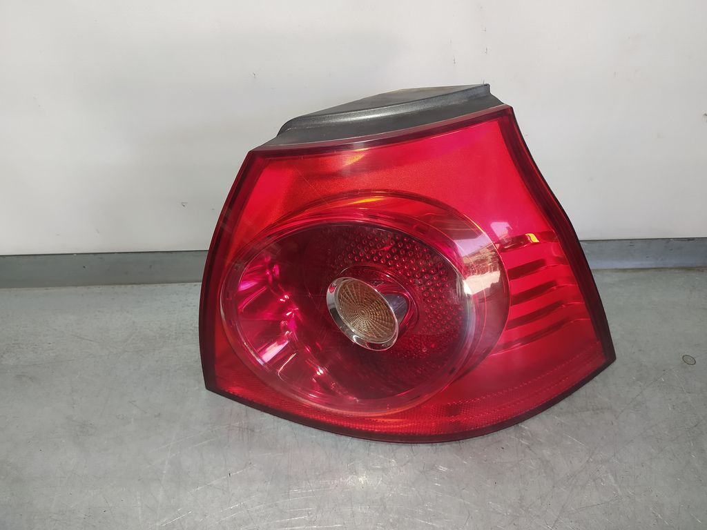 Piloto Trasero Derecho para Volkswagen Golf V Berlina (1K1)