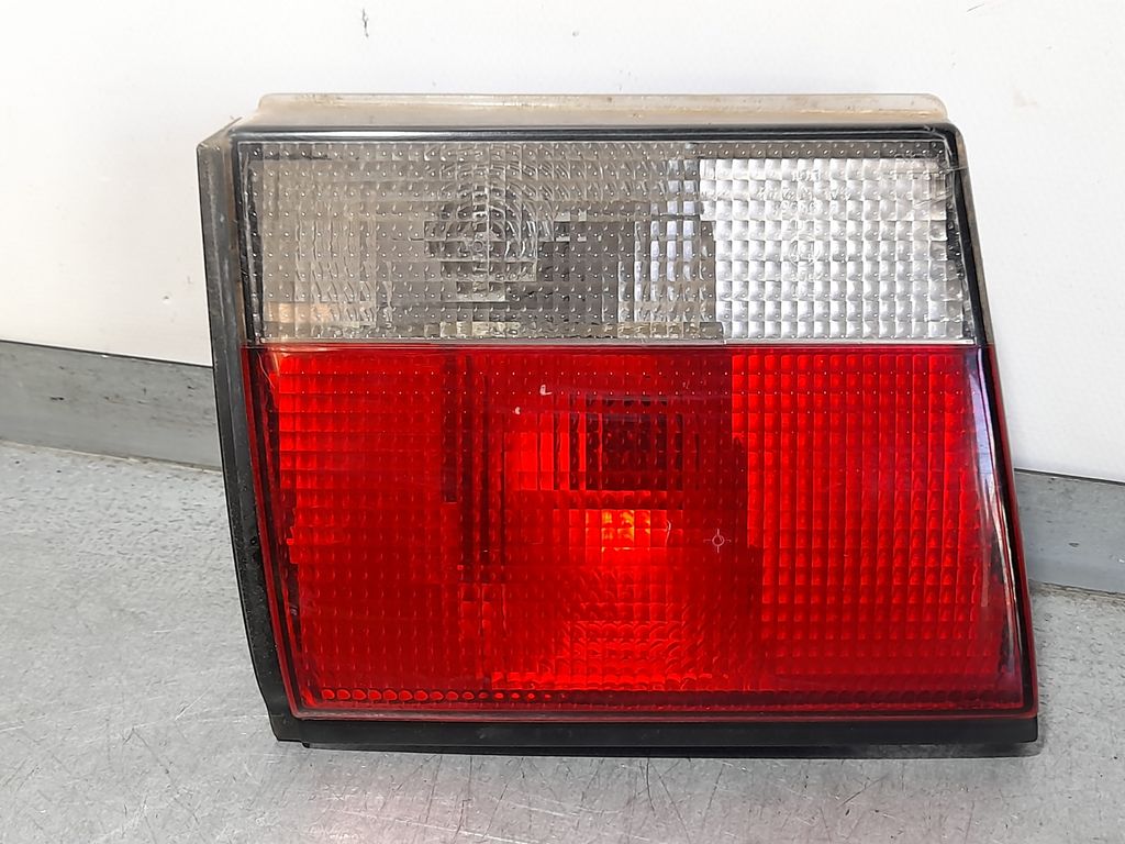 Piloto Trasero Izquierdo para Saab 900 Berlina