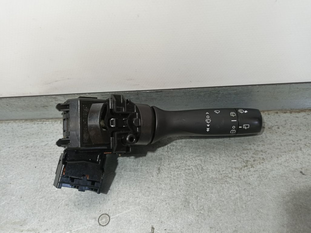Mando Limpia para Toyota Iq