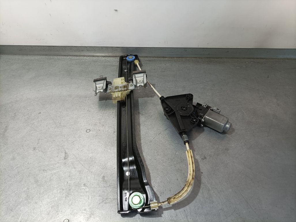 Elevalunas Delantero Derecho para Volkswagen Up! (122)