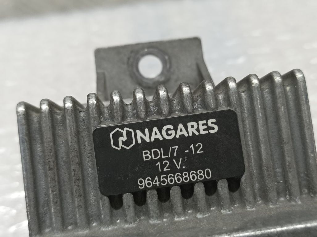 Caja Precalentamiento para Peugeot Bipper
