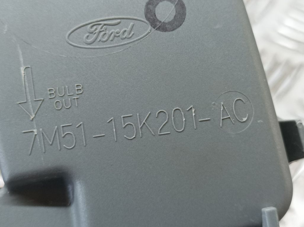 Faro Antiniebla Derecho para Ford Focus C-Max (Cap)