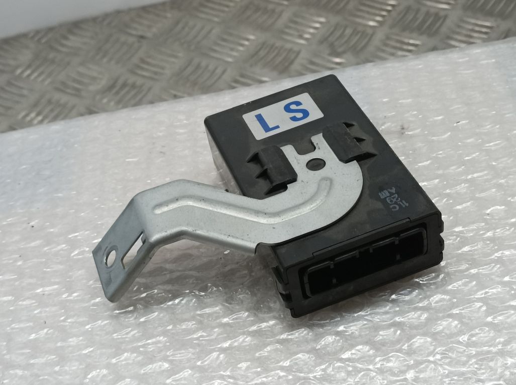 Modulo Electronico para Toyota Land Cruiser (J9)