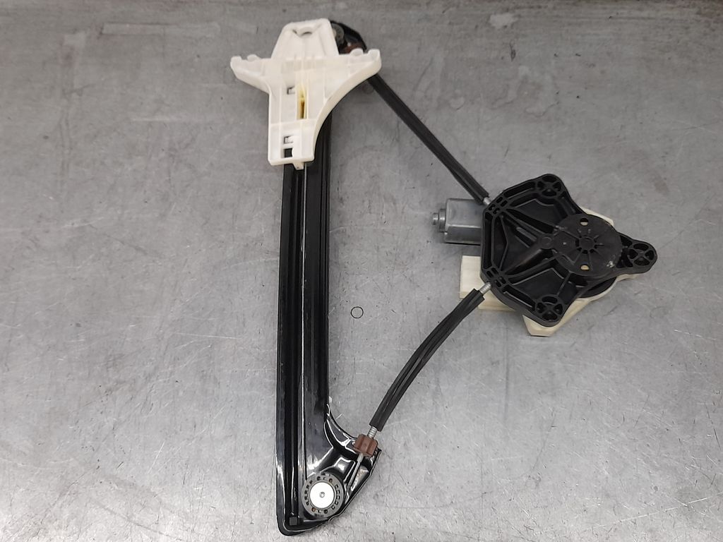 Elevalunas Trasero Derecho para Volkswagen Golf Vii Lim.