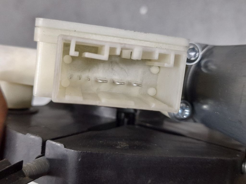 Elevalunas Trasero Derecho para Volkswagen Golf Vii Lim.