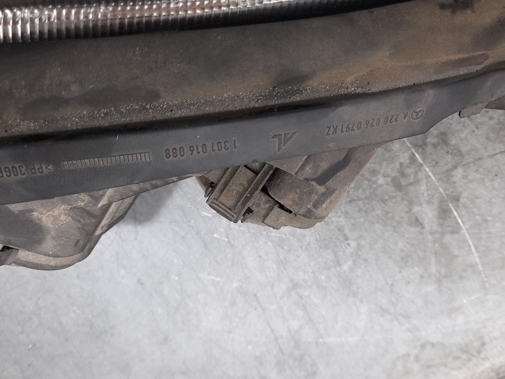 Faro Izquierdo para Mercedes-Benz Clase S (W220) Berlina