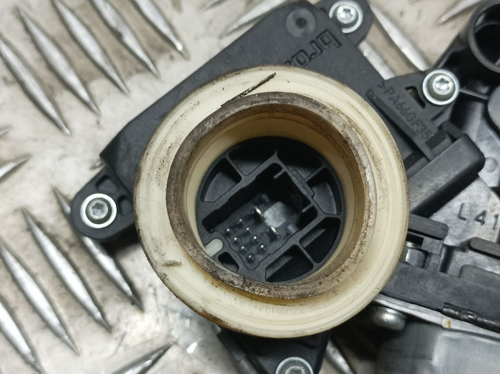 Elevalunas Delantero Izquierdo para Toyota Yaris