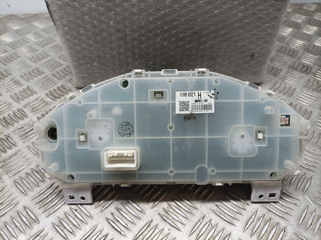 Cuadro Instrumentos para Mitsubishi Colt Berlina 5 (Z)