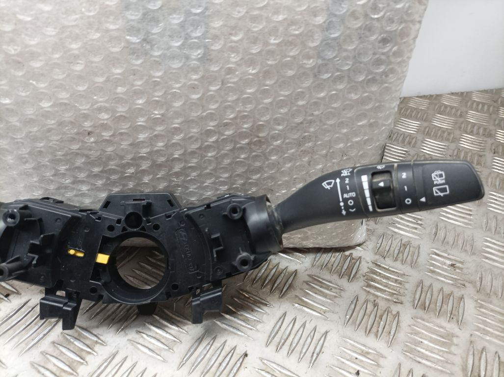 Mando Luces Y Limpia para Kia Rio (Yb)