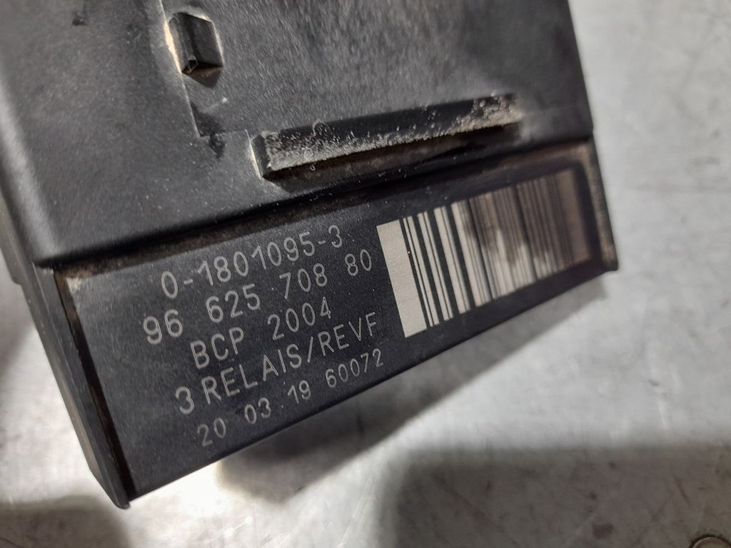 Caja Precalentamiento para Peugeot 308