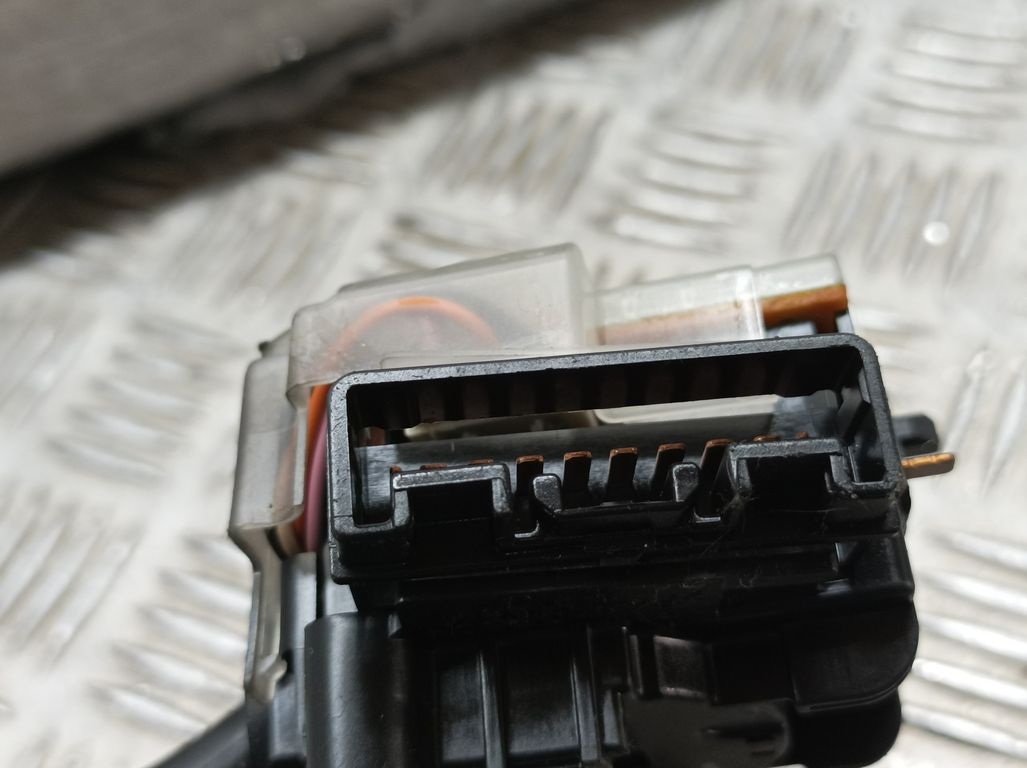 Mando Limpia para Toyota Corolla (E12)