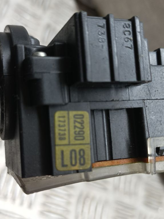 Mando Limpia para Toyota Corolla (E12)