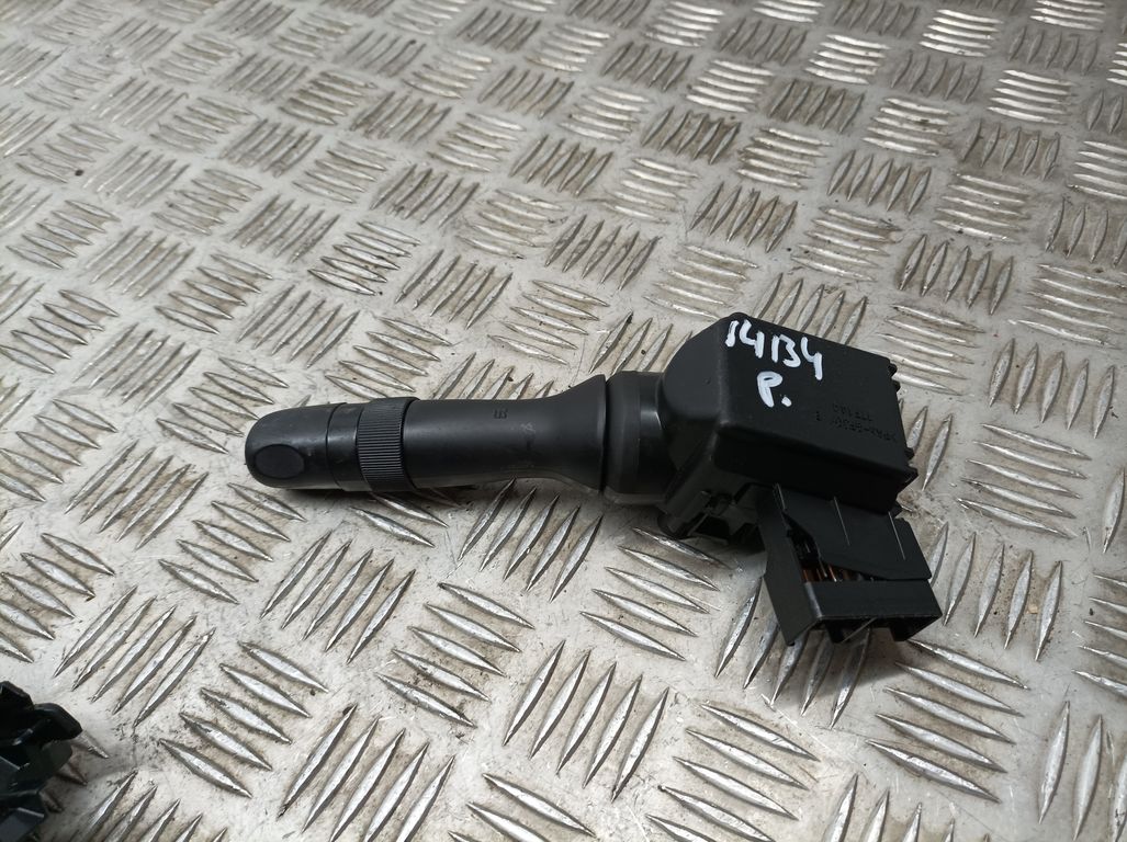 Mando Limpia para Toyota Auris