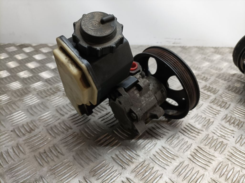 Bomba Direccion para Opel Vectra B Berlina