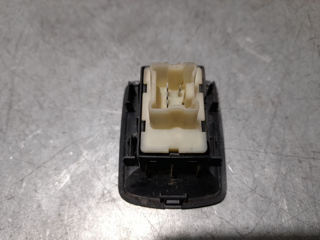 Mando Elevalunas Delantero Derecho para Dacia Sandero