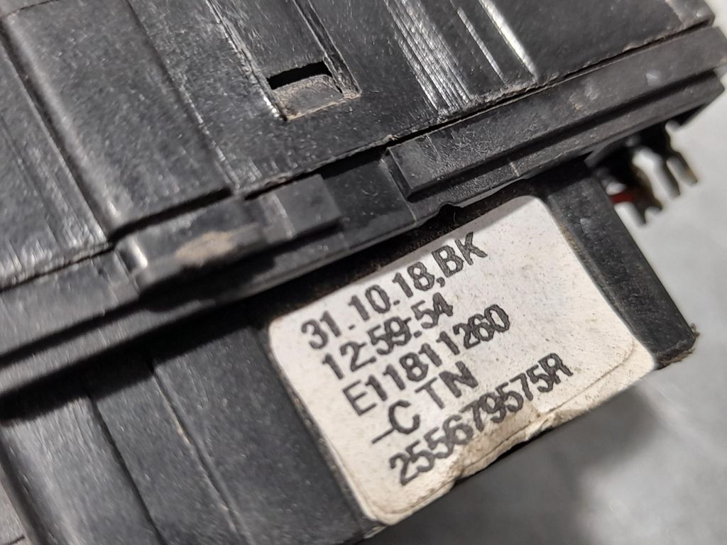 Mando Limpia para Dacia Sandero