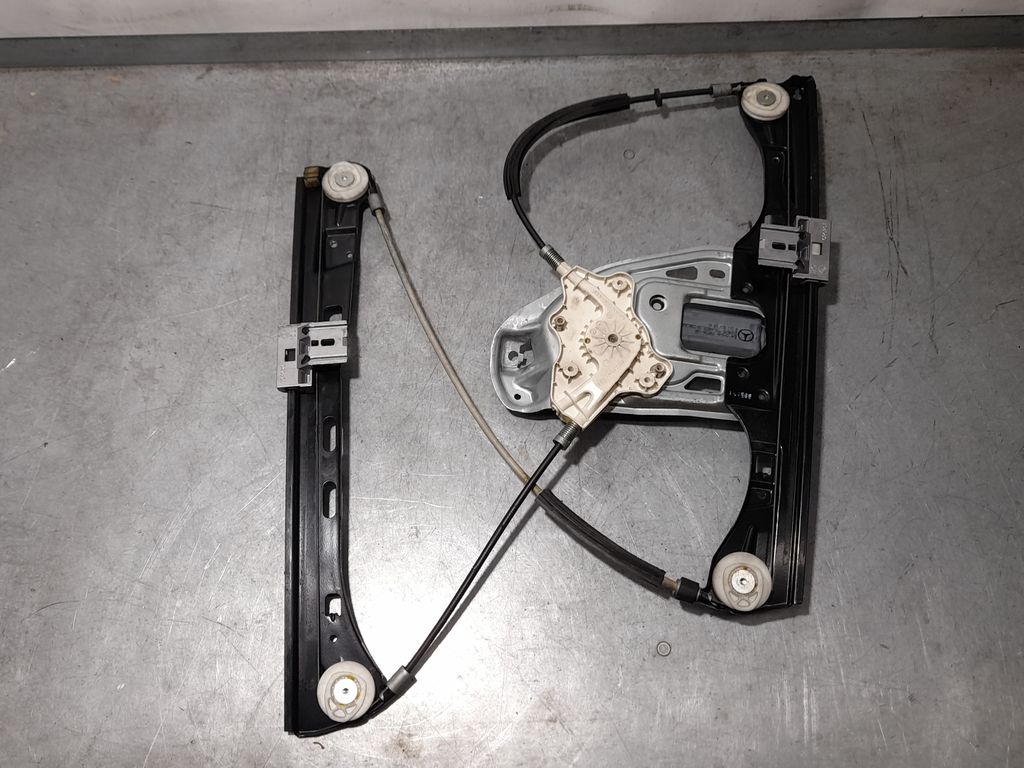 Elevalunas Delantero Izquierdo para Mercedes-Benz Clase C (W203) Berlina