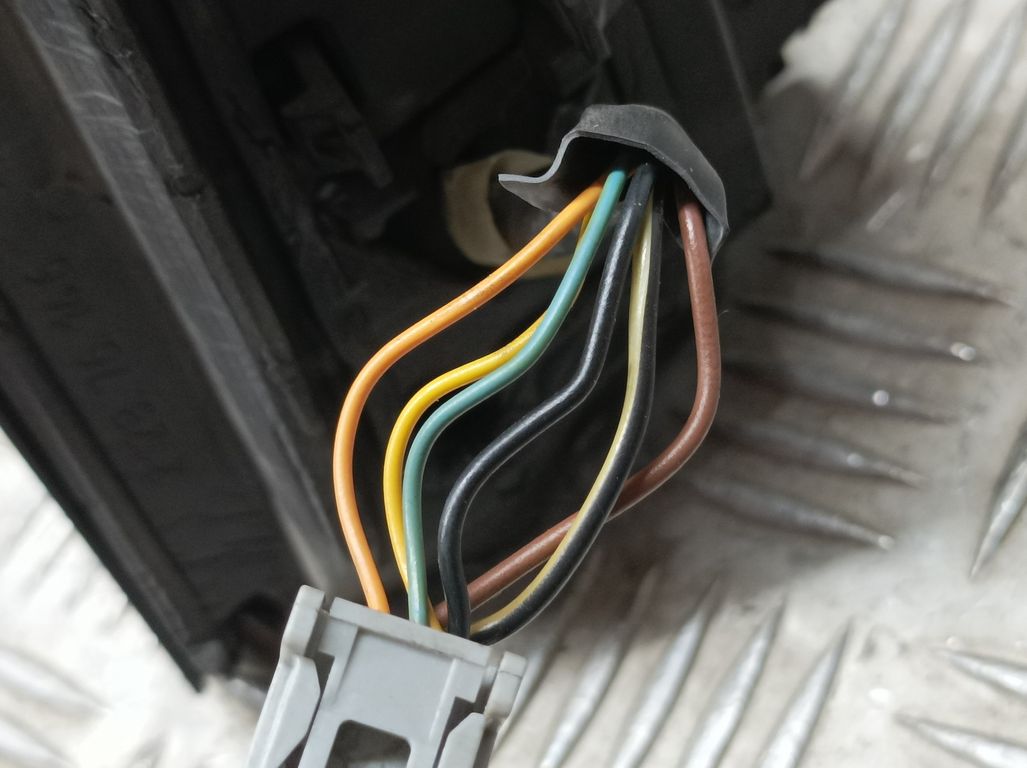 Retrovisor Derecho para Ford Focus Lim. (Cb4)