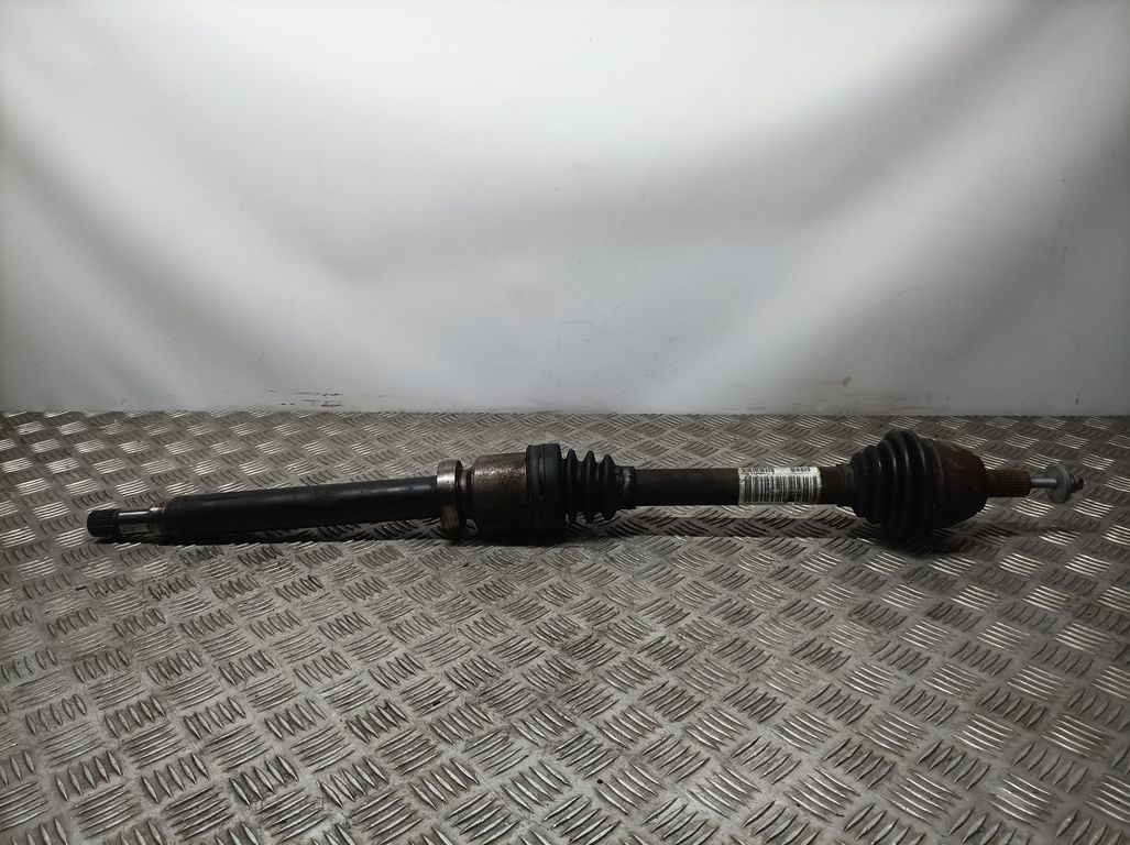 Transmision Delantera Derecha para Ford Focus Lim. (Cb4)