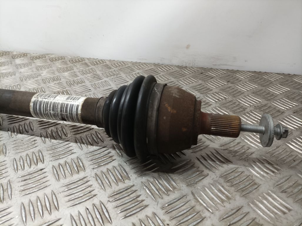 Transmision Delantera Derecha para Ford Focus Lim. (Cb4)