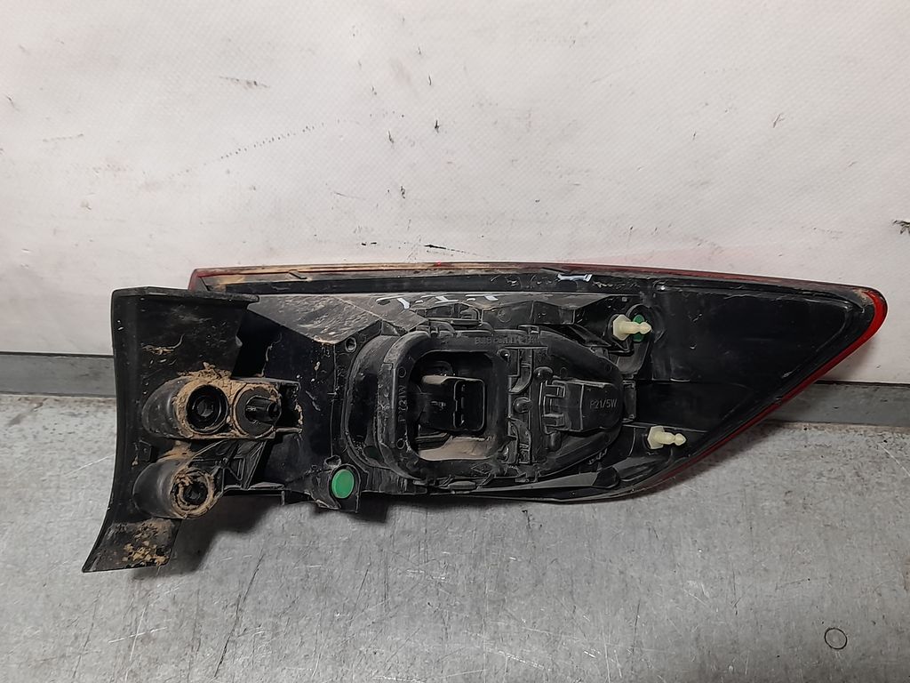 Piloto Trasero Izquierdo para Renault Clio Iv
