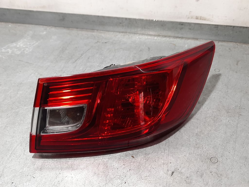 Piloto Trasero Derecho para Renault Clio Iv