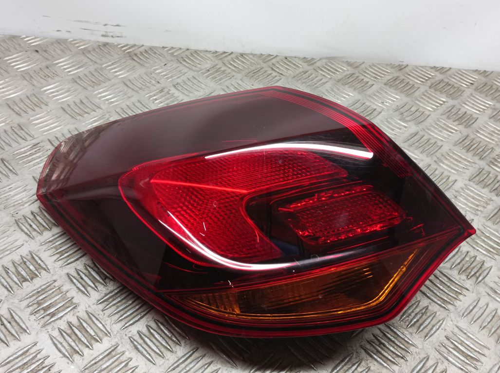 Piloto Trasero Izquierdo para Opel Astra J Lim.