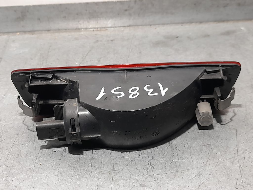 Piloto Trasero Central para Nissan Micra V (K14)
