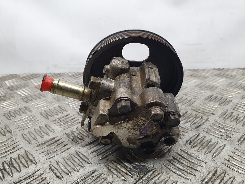 Bomba Direccion para Mitsubishi L 200 (K6/7)