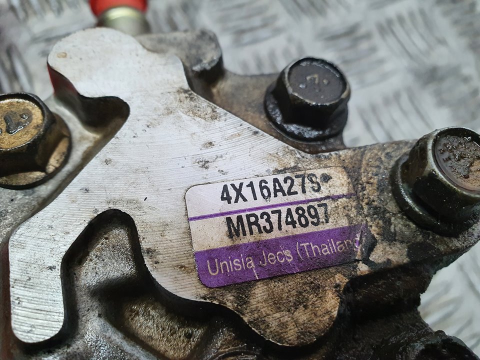 Bomba Direccion para Mitsubishi L 200 (K6/7)