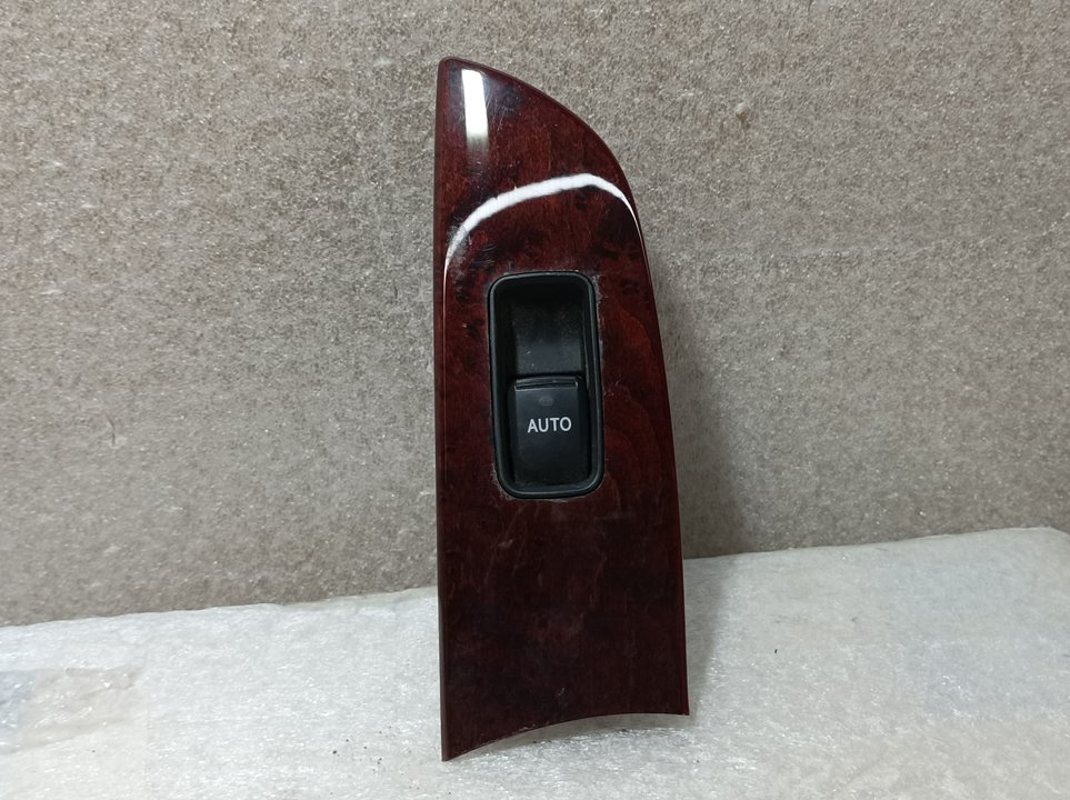 Mando Elevalunas Trasero Derecho para Lexus Is200 (Ds2/Is2)