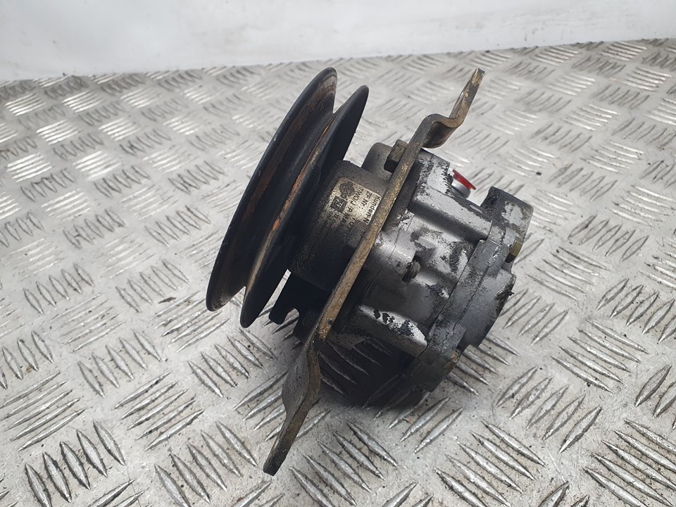Bomba Direccion para Nissan Primera Berlina (P11)