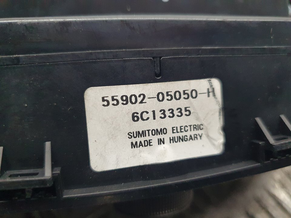 Mando Climatizador para Toyota Avensis Berlina (T25)