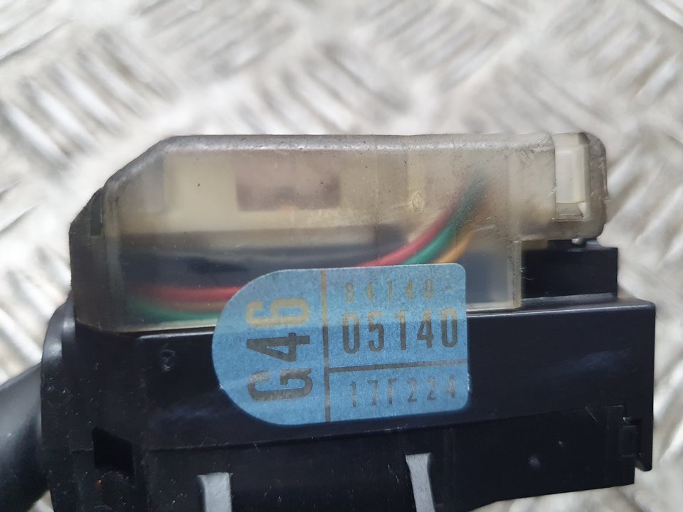 Mando Luces para Toyota Avensis Berlina (T25)