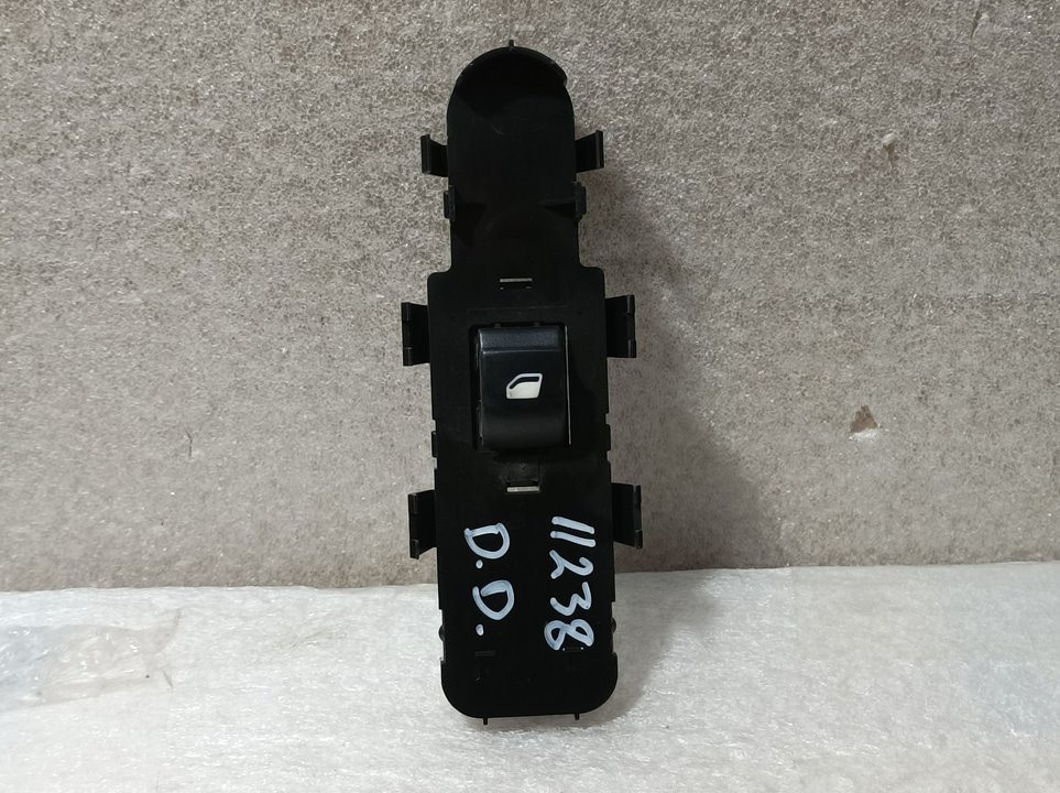 Mando Elevalunas Delantero Derecho para Peugeot Expert Kasten