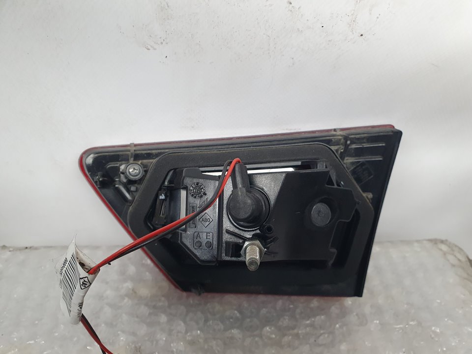 Piloto Trasero Izquierdo para Renault Clio Iv