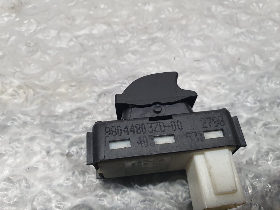 Mando Elevalunas Delantero Derecho para Peugeot 3008