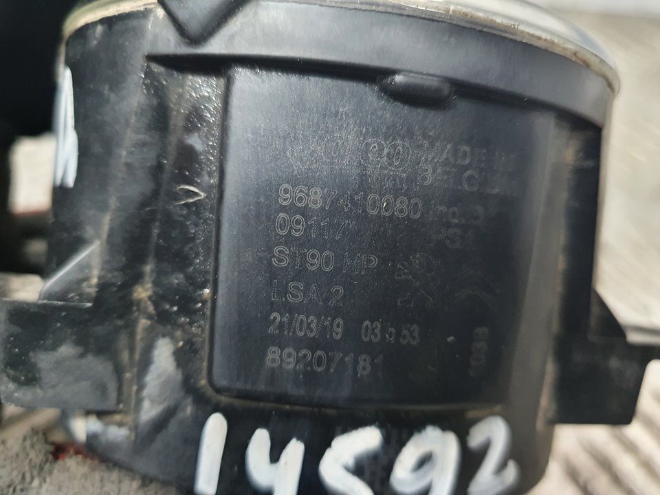 Faro Antiniebla Izquierdo para Peugeot 3008