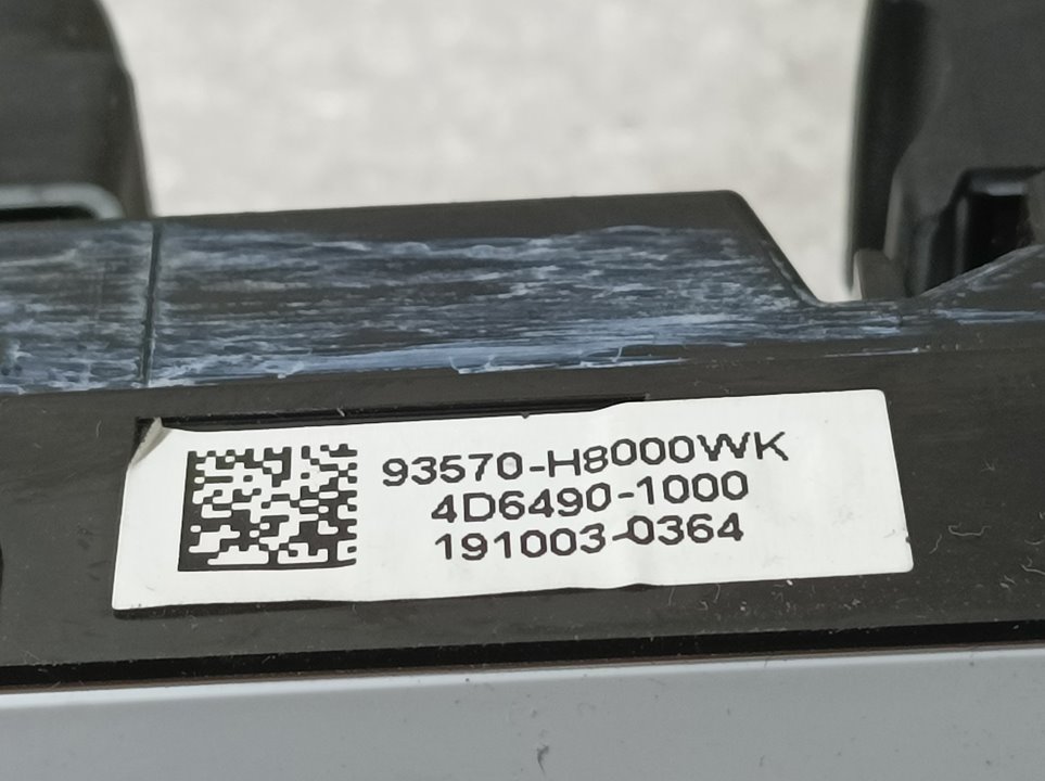 Mando Elevalunas Delantero Izquierdo para Kia Stonic (Ybcuv)