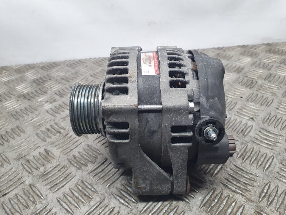 Alternador para Toyota Land Cruiser (J15)
