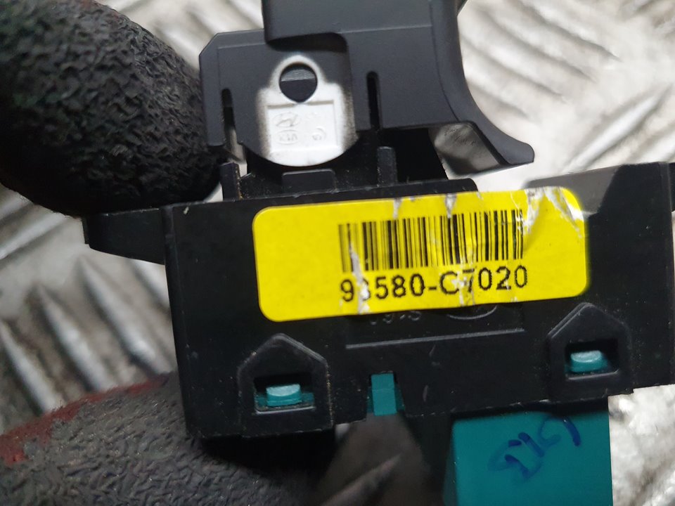 Mando Elevalunas Trasero Derecho para Hyundai I20 Active