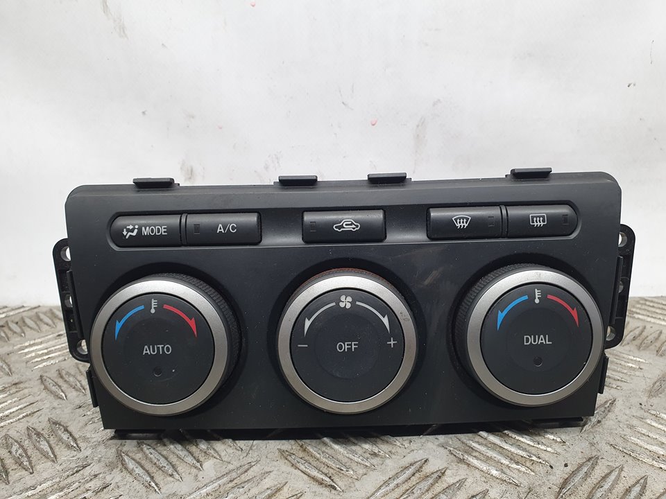 Mando Climatizador para Mazda 6 Lim. (Gh)