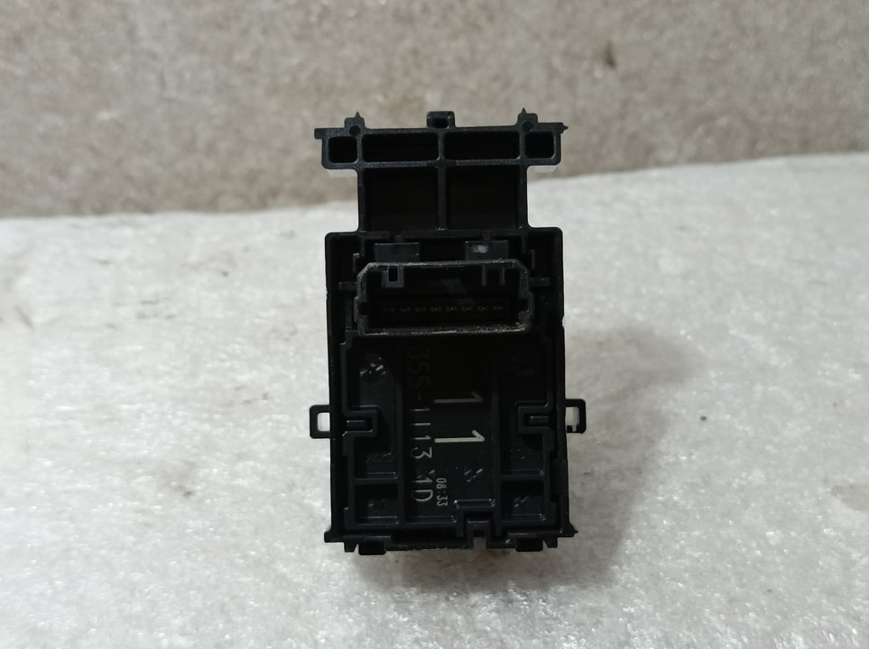 Mando Elevalunas Delantero Derecho para Toyota Corolla (E21)